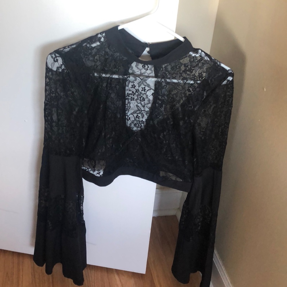Women’s lace top